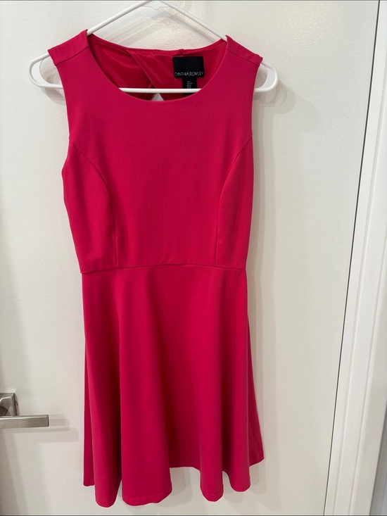 Cynthia Rowley Dresses & Skirts - Cynthia Rowley Sleeveless Fit-and-Flare Dress in Fuchsia Open Back Small